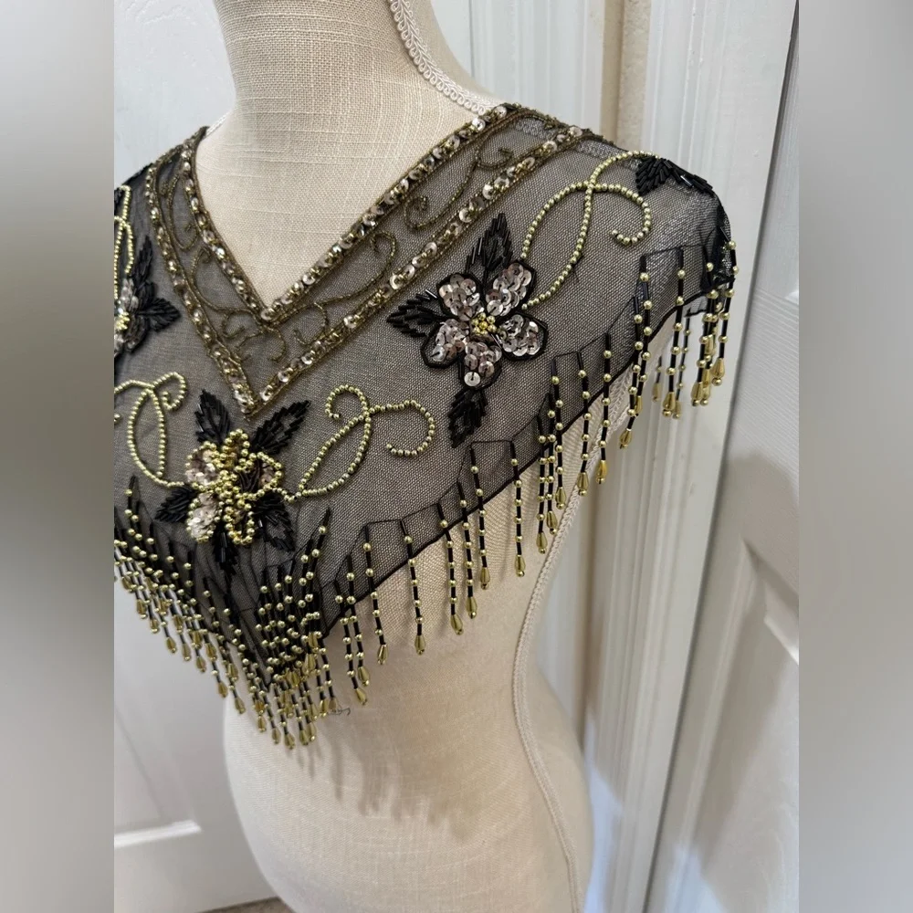 Vintage Beaded Mesh Capelet / Shawl Collar - Picture 3 of 15